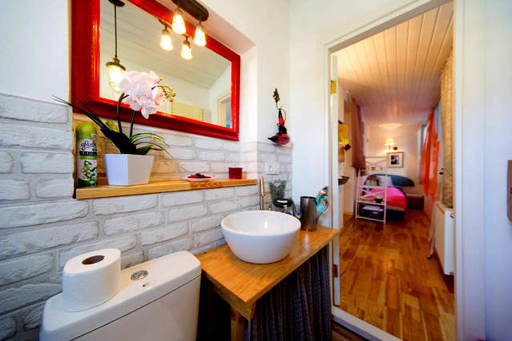 Apartment In Old Tbilisi Room photo